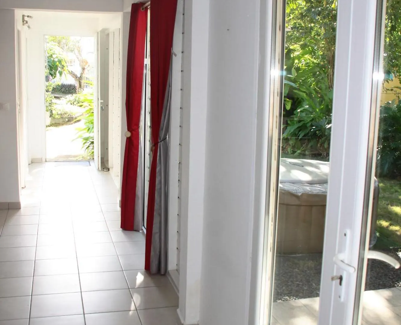 Location Beausejour Avec Jacuzzi Sainte-Anne Le Helleux Villa Feriehus Sainte-Anne (Grande-Terre)