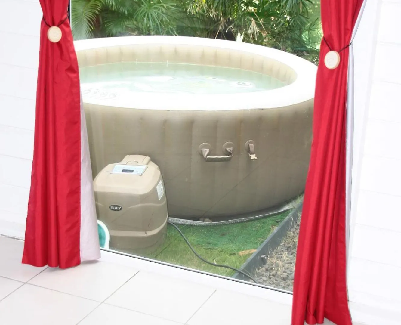 Location Beausejour Avec Jacuzzi Sainte-Anne Le Helleux Villa 0*, Sainte-Anne (Grande-Terre)